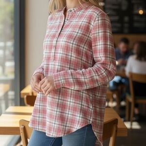 EUC Treasure & Bond Size Small Red Plaid Button Down Boyfriend Shirt!